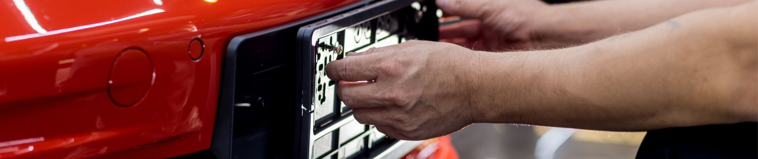 Changing licence plates